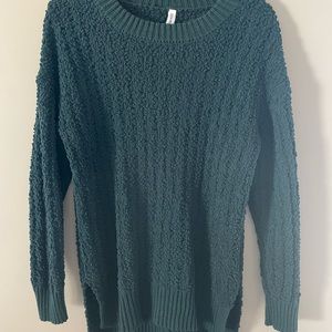 Zenana Premium Popcorn Sweater. Size L.